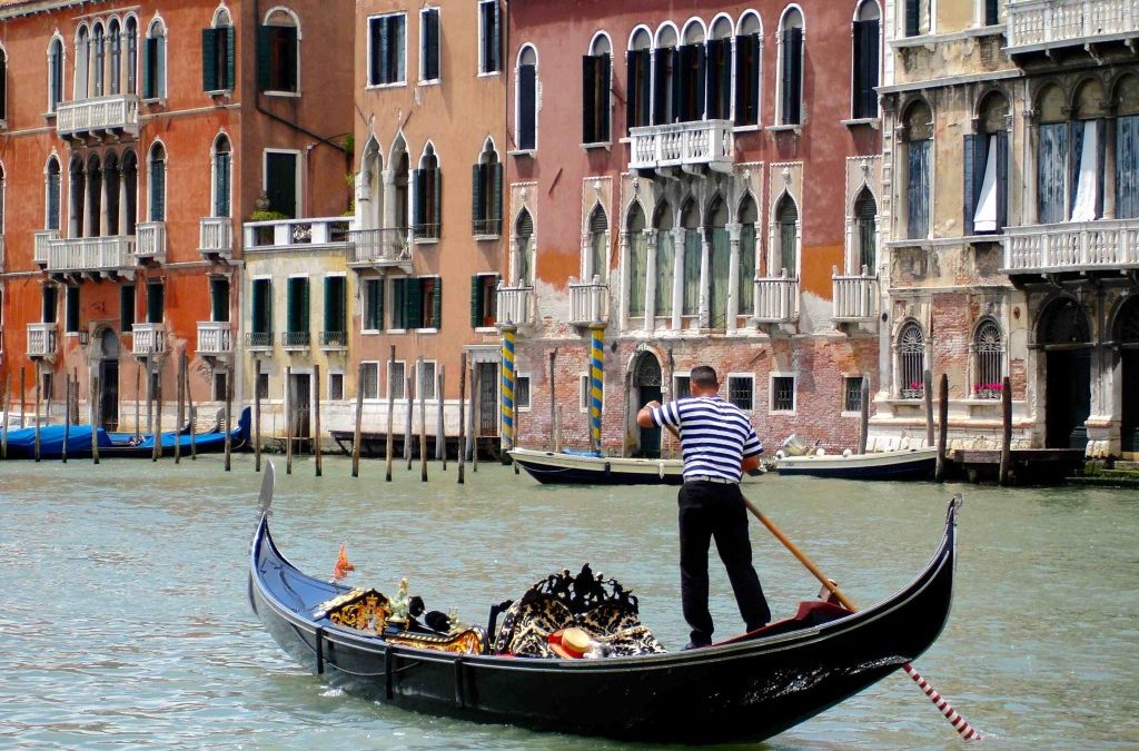 Venezia è una delle città più stupefacenti del pianeta, impareggiabile e inimitabile.