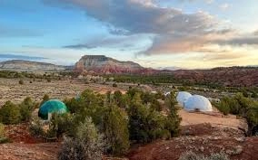 USA Glamping Tour: Escape the ordinary.