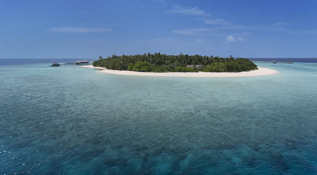Hotel Vakkaru Maldives Resort.
