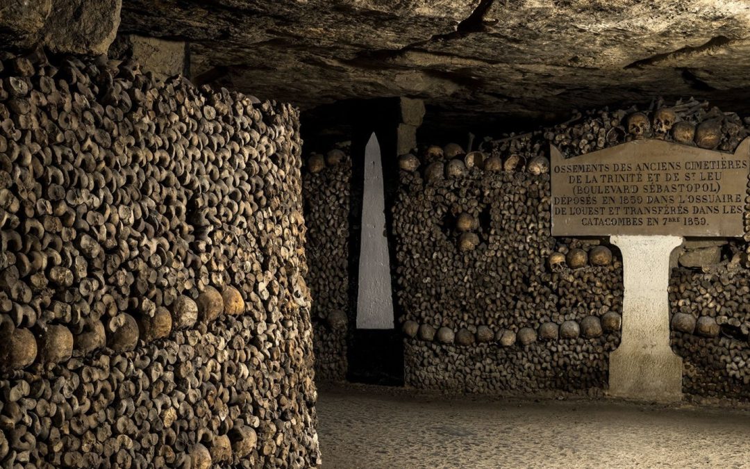 Le Catacombe di Parigi.