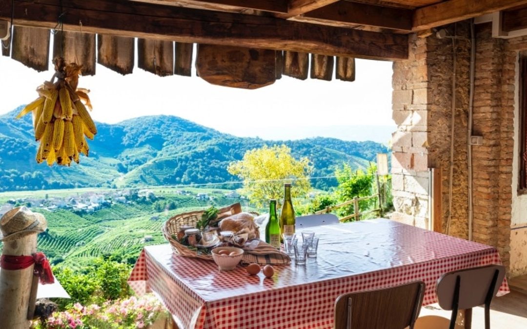 “Servitevi da soli”. Nelle colline del Veneto l’osteria senza camerieri e senza l’oste.