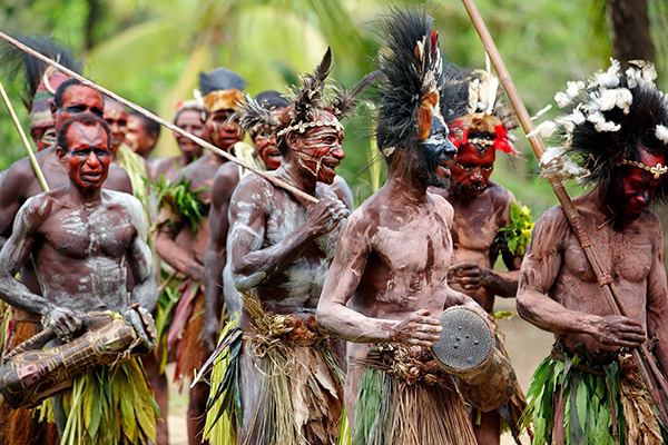 Once in a Lifetime. Viaggi unici in Indonesia, Australia Papua Nuova Guinea e Malesia.