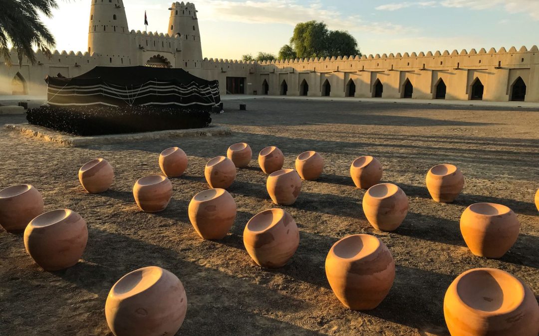 AL AIN: L’OASI GIARDINO NEL CUORE DEL DESERTO DI ABU DHABI.