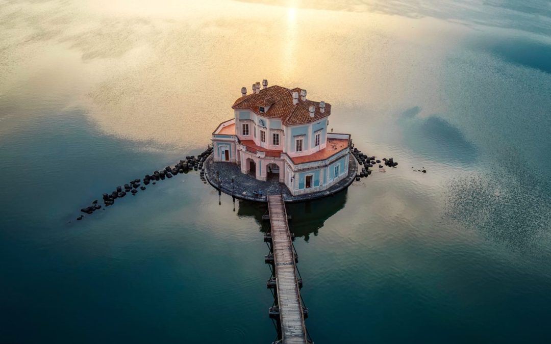 Casina Vanvitelliana, il gioiello del Lago Fusaro
