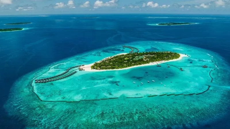 Maldive, estate al sole dopo l’inverno piovoso: le ferie sull’Oceano Indiano ora sono una buona idea