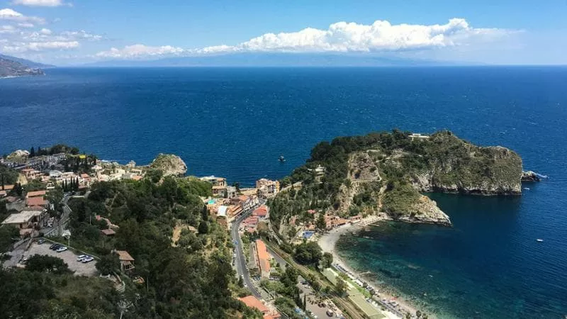 Il mare fuori stagione. Dieci mete (non esotiche) dove la vacanza balneare a settembre è perfetta