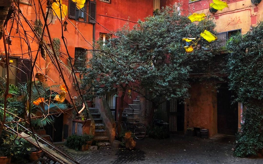 Arco degli Acetari, uno scorcio medioevale a Roma