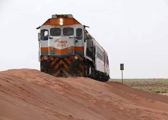 Il Treno del Deserto, noto anche come Treno d’Oriente o Treno di James Bond