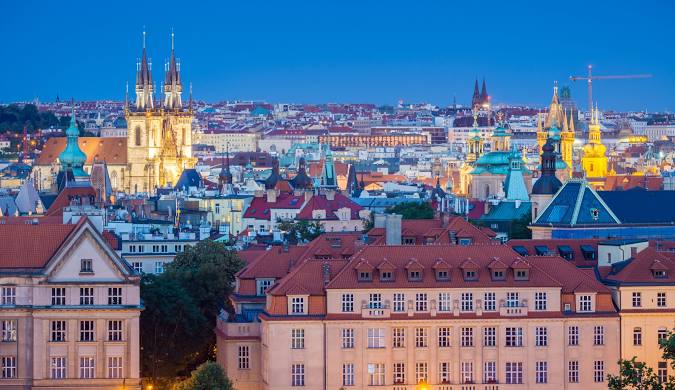 Praga d’inverno tra Kafka e Mucha: cosa vedere in un weekend nella capitale ceca