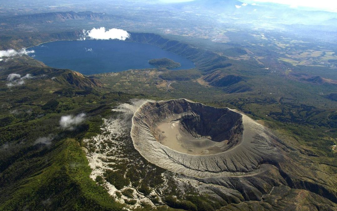 5 avventure mozzafiato sui vulcani dell’America Centrale