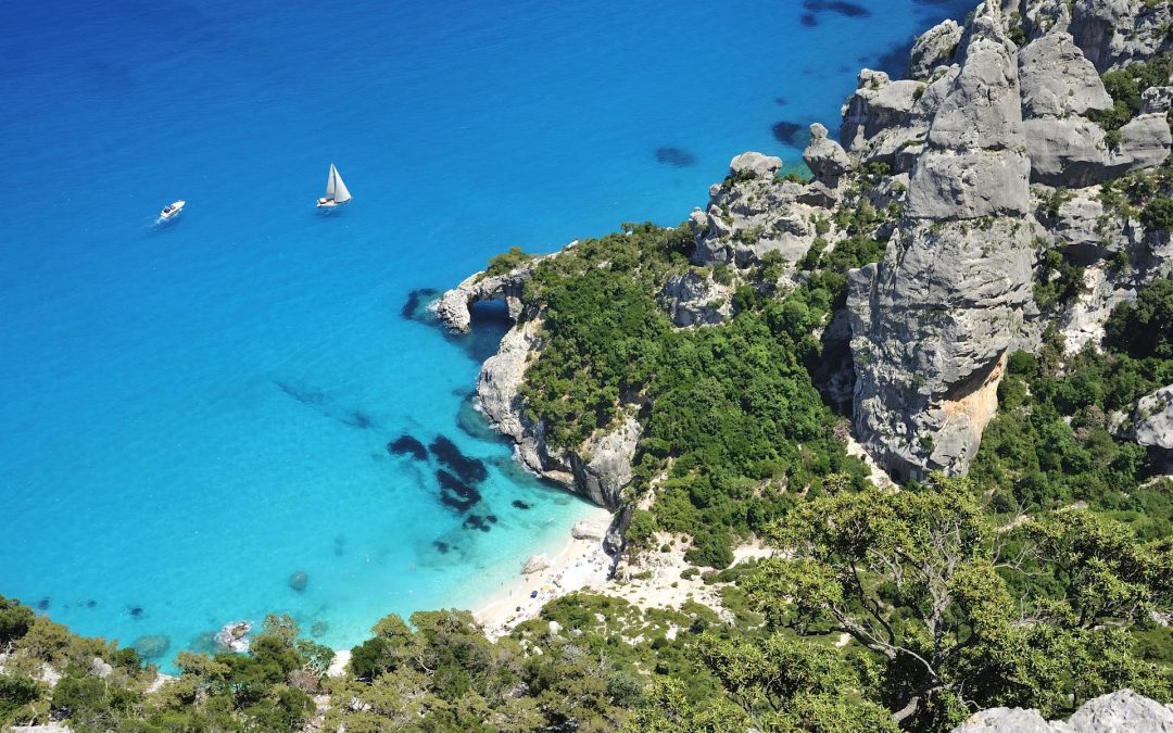 Ogliastra, un angolo di Mediterraneo tra mare cristallino e storia millenaria